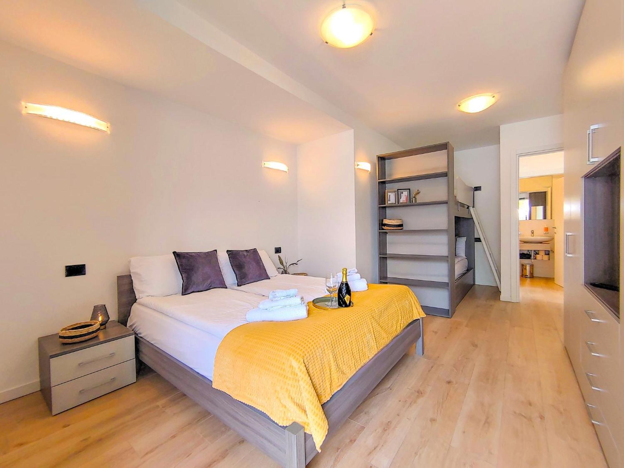 Dascio Emotion Ferienwohnung Mit Terrasse Am See Exterior foto